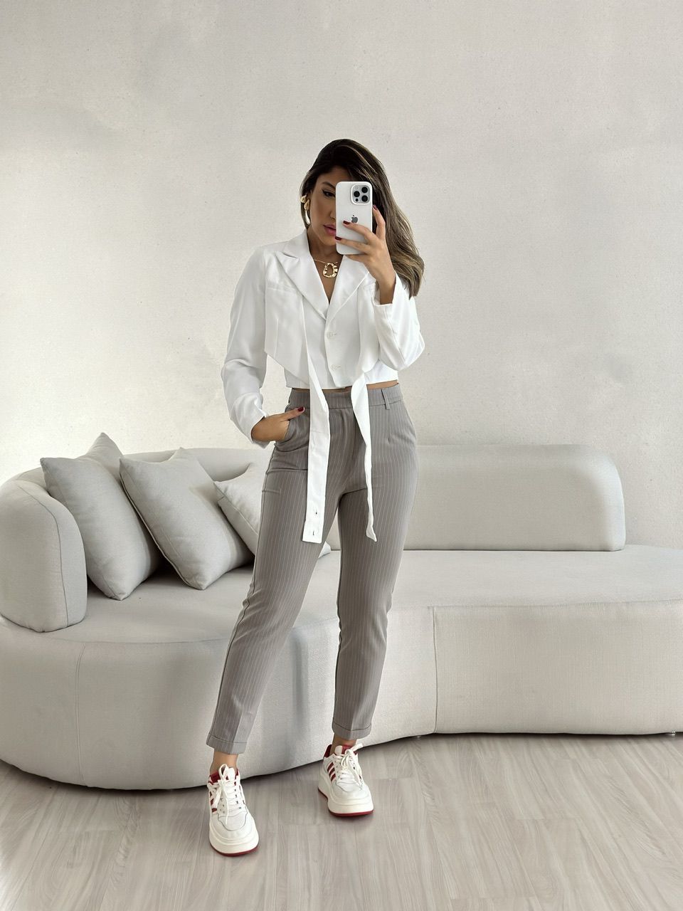 CALÇA RETA RISCA DE GIZ CAQUI - 0053210096 - CAROLLA FERRARO