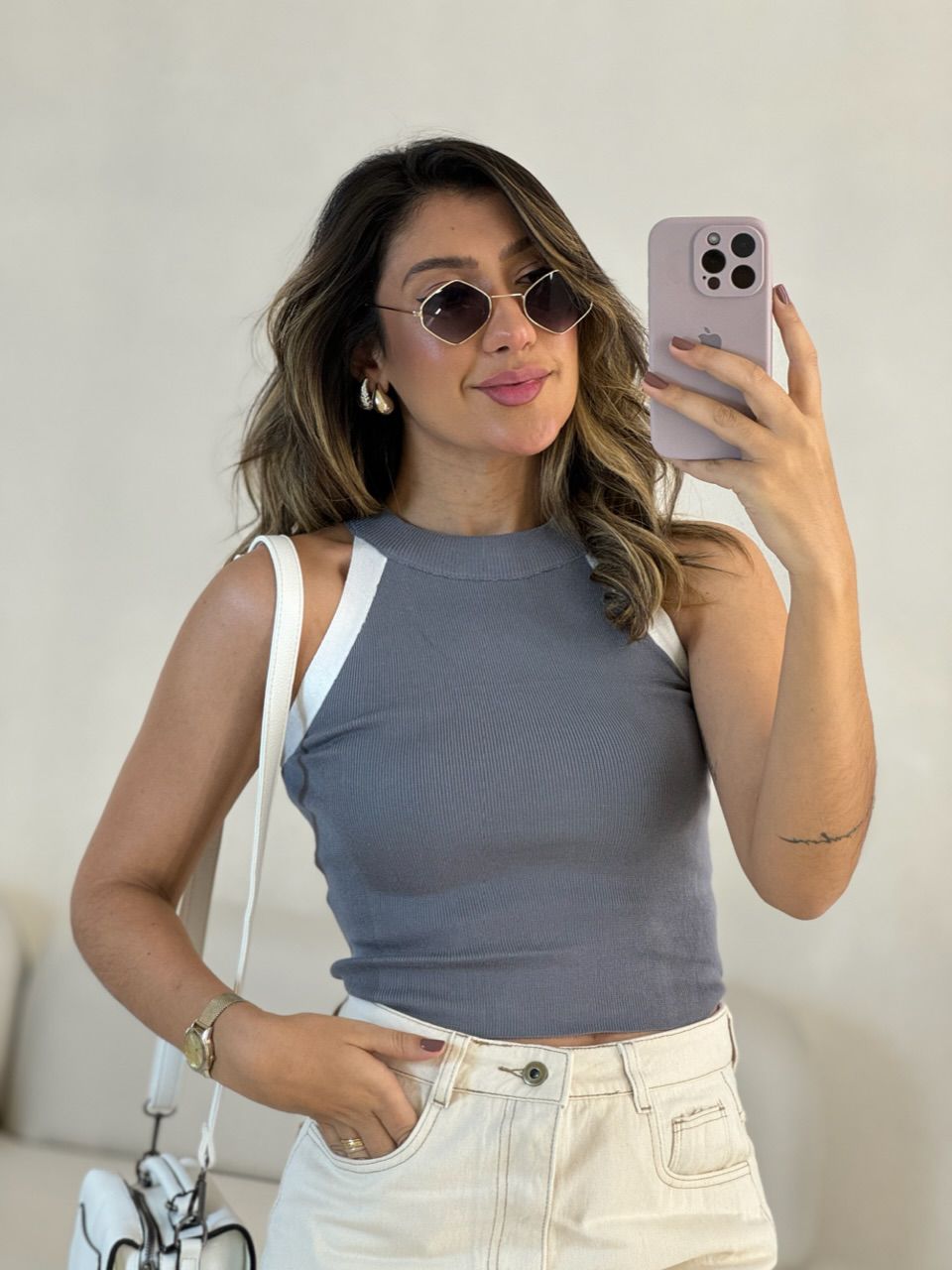 BLUSA ALANA CAVADA CINZA