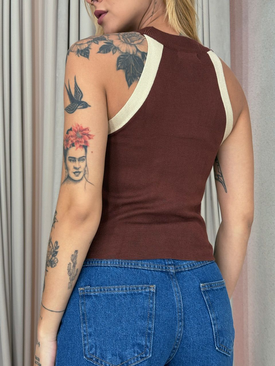 BLUSA ALANA CAVADA MARROM