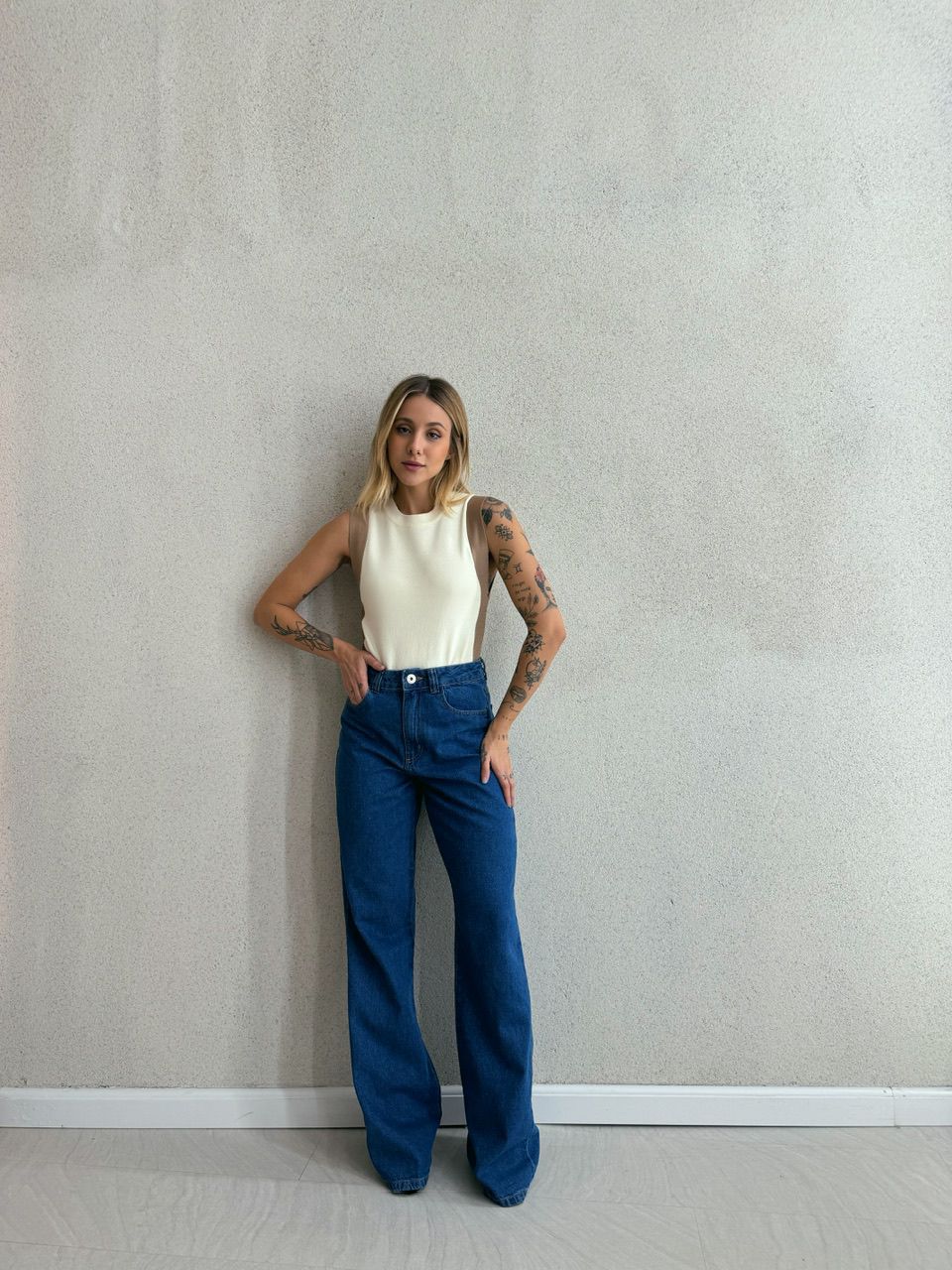 BLUSA CECÍLIA CAVADA OFF/NUDE