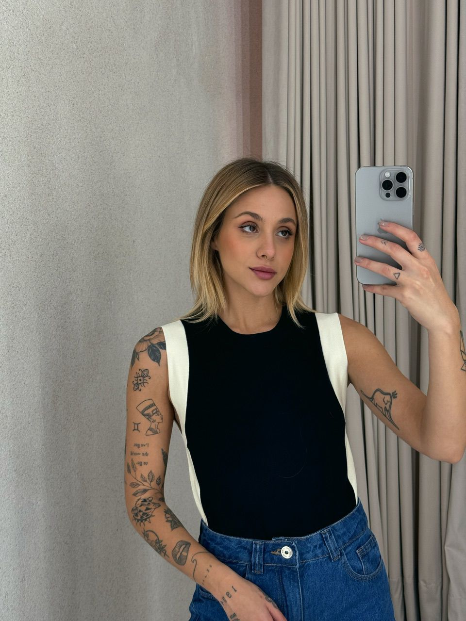 BLUSA CECÍLIA CAVADA PRETA