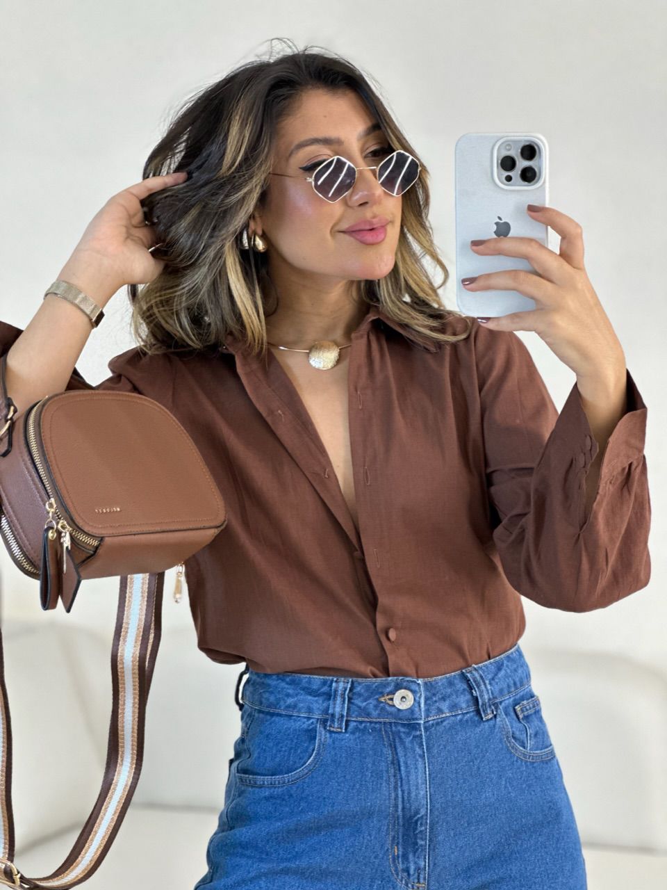 CAMISA HELOÍSA LISA MARROM
