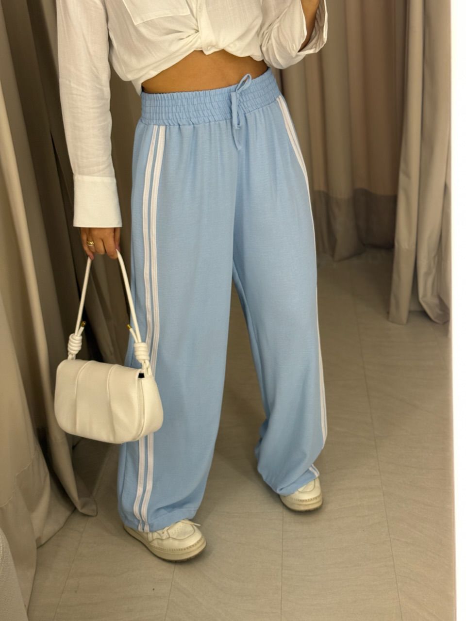 CALÇA LORENA LISTRAS AZUL - 0066650109 - CAROLLA FERRARO