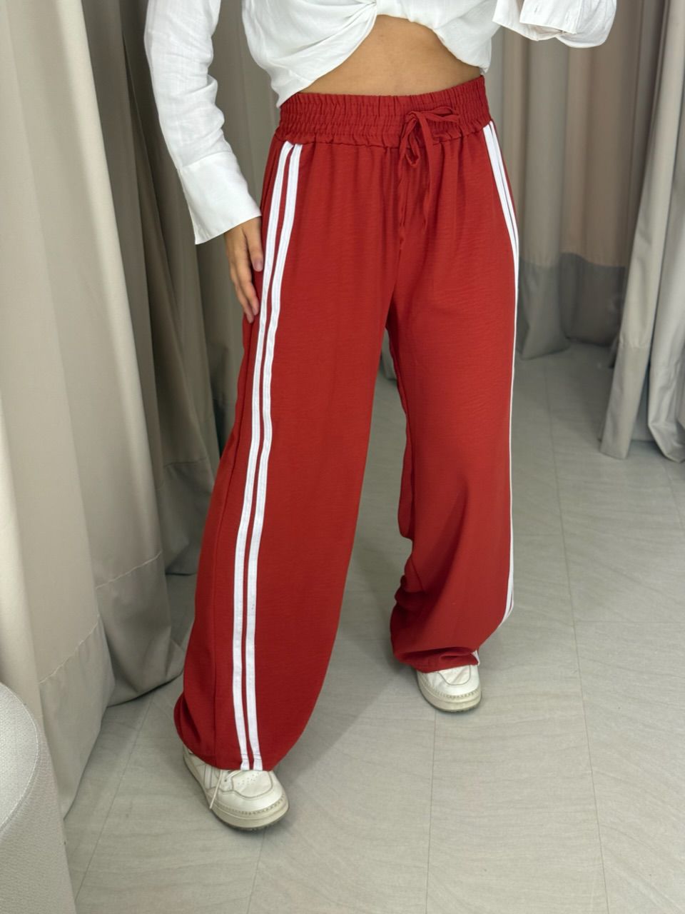 CALÇA LORENA LISTRAS TERRA COTA - 0066650117 - CAROLLA FERRARO