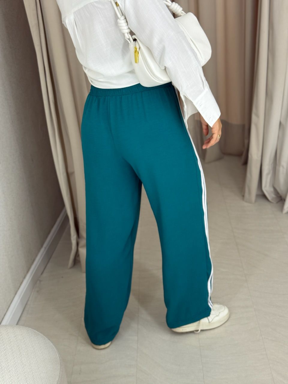 CALÇA LORENA LISTRAS VERDE