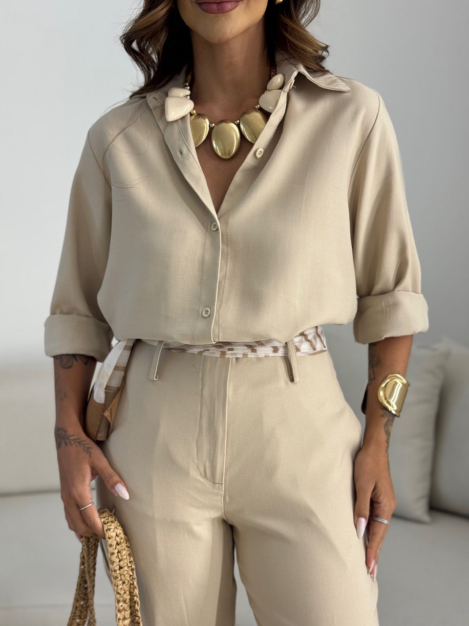 CONJUNTO MONALISA CAMISA AREIA