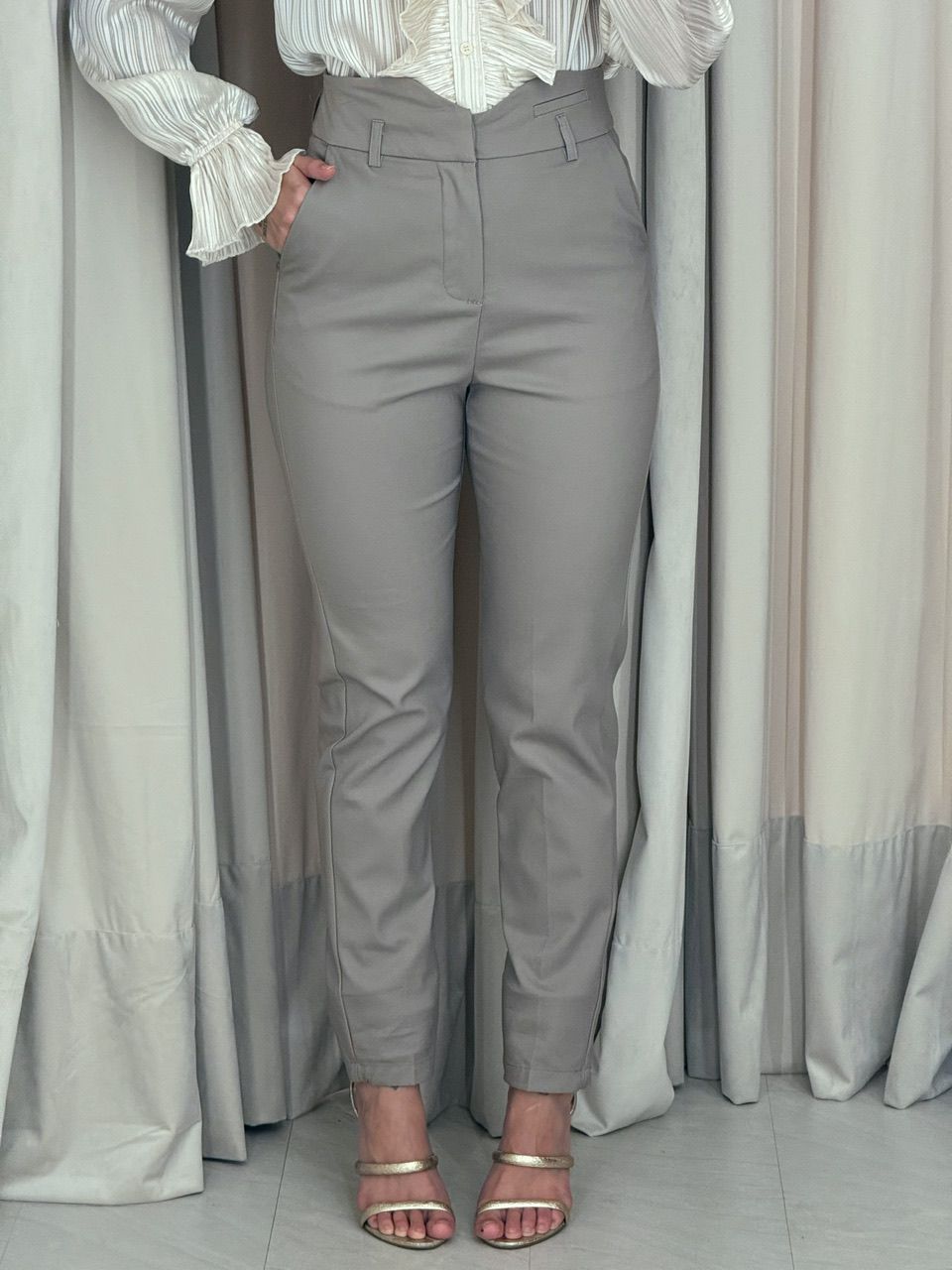 CALÇA GABRIELA SKINNY CAQUI