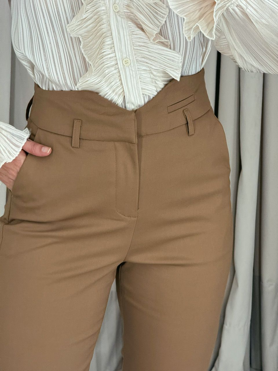 CALÇA GABRIELA SKINNY MARROM