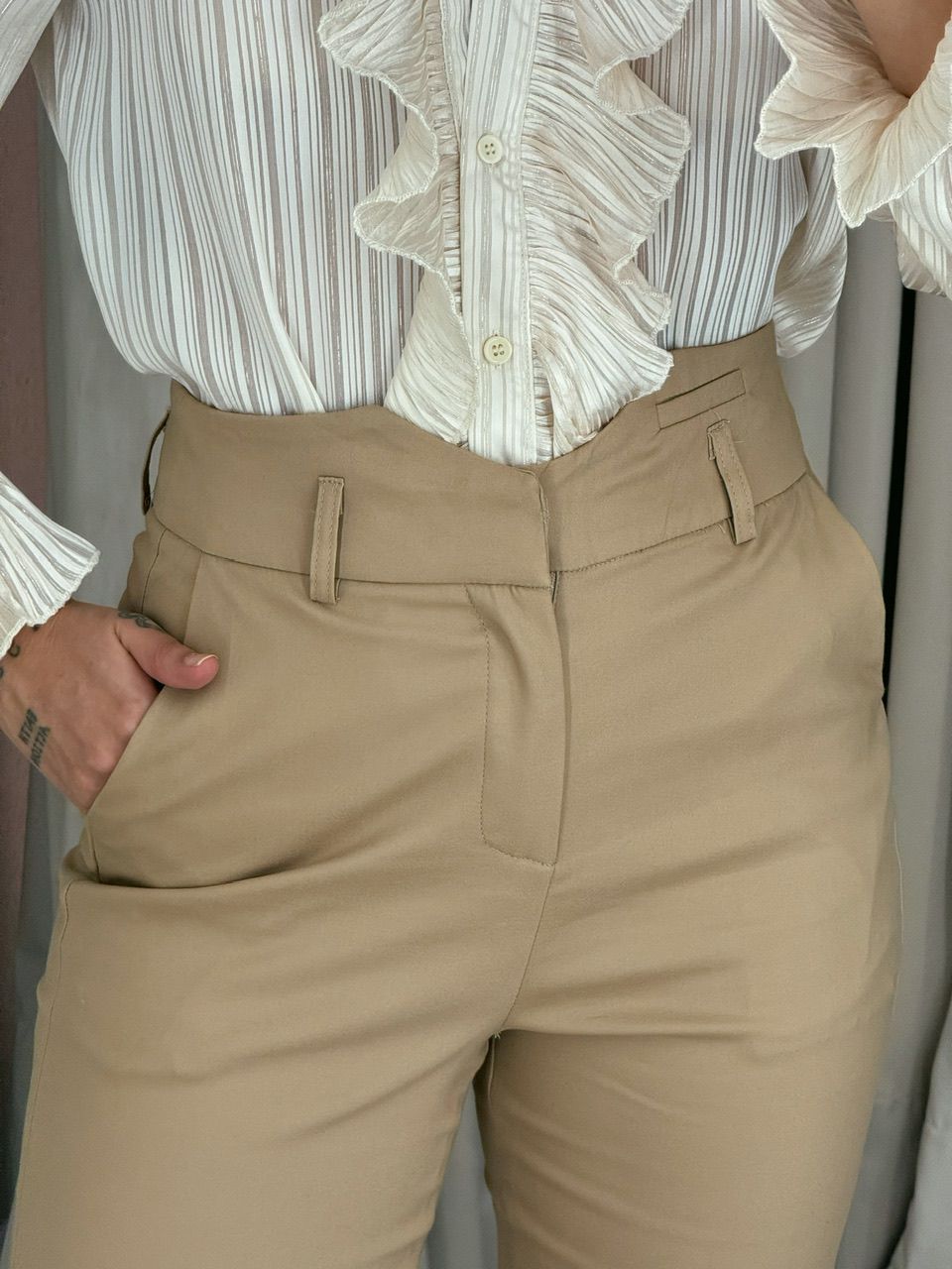 CALÇA GABRIELA SKINNY NUDE