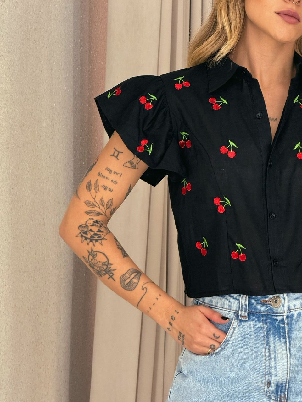 CAMISA BIA CEREJA PRETA