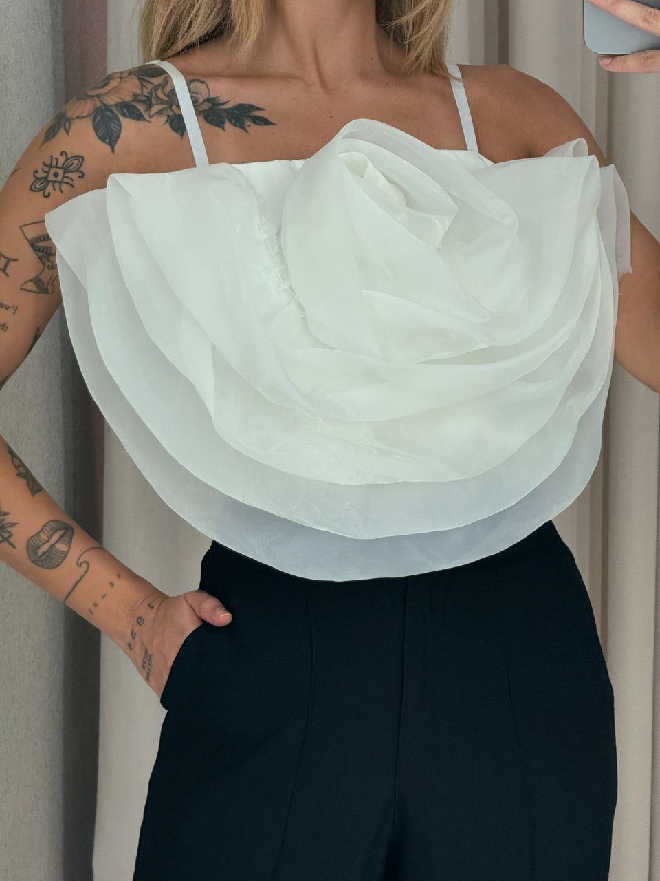 CROPPED LIDIA BABADOS OFF
