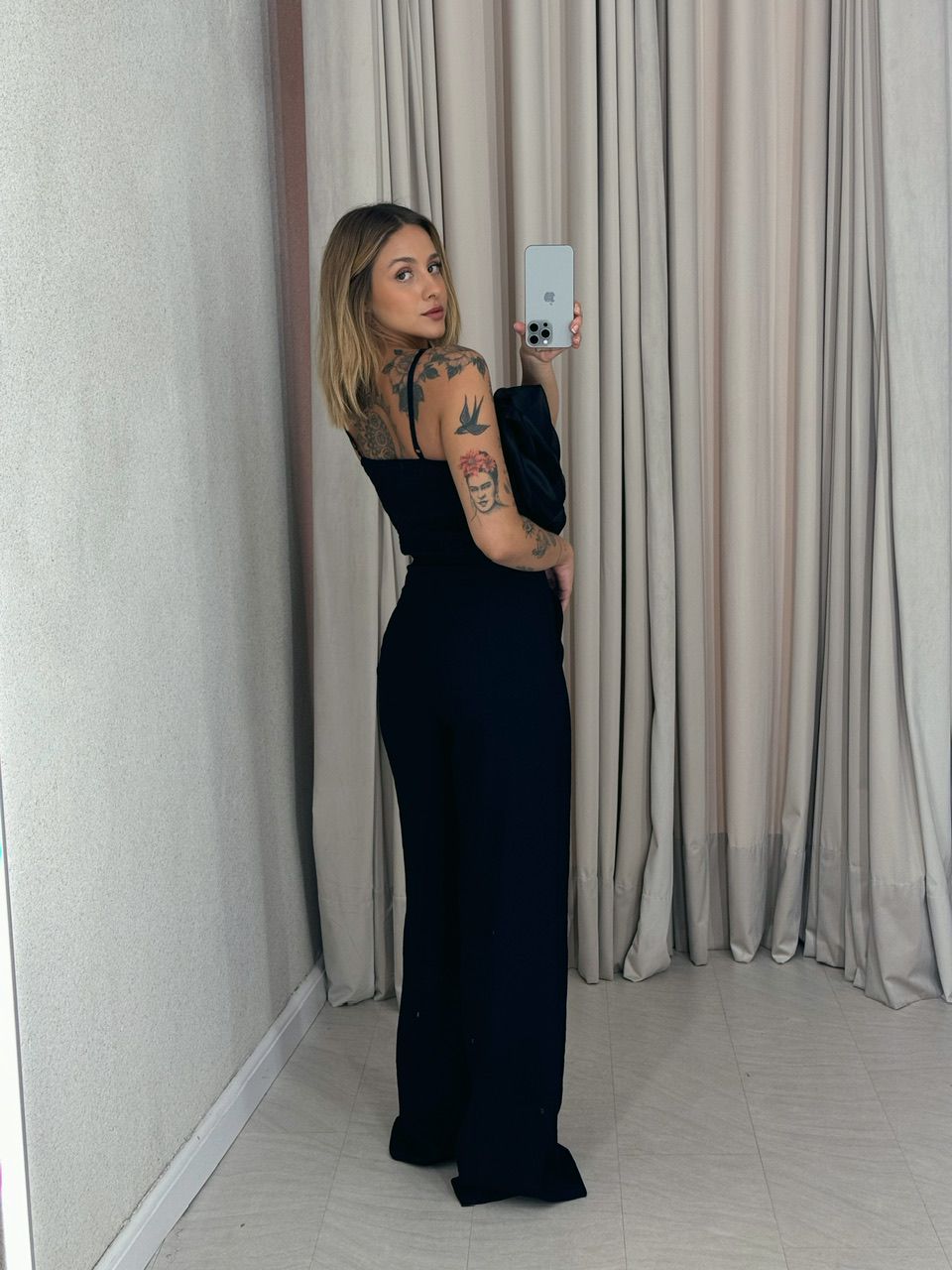 CROPPED LIDIA BABADOS PRETO