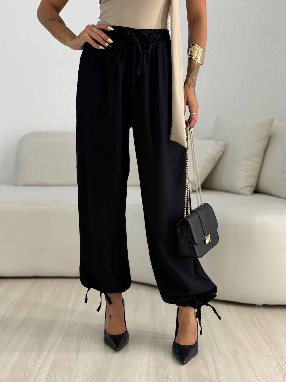 CALÇA FER LASTEX Preta - 0069340033 - CAROLLA FERRARO