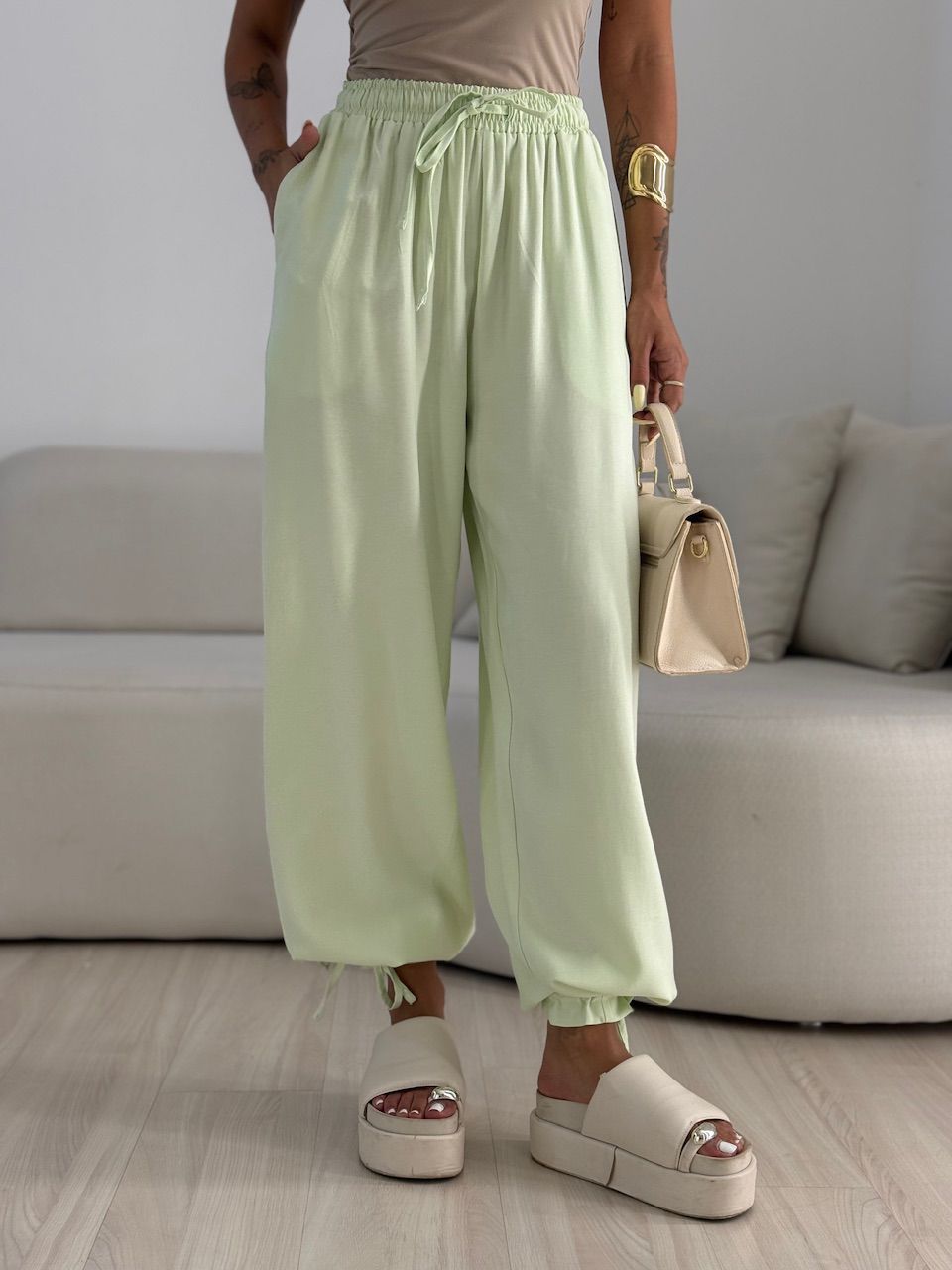 CALÇA FER LASTEX verde - 0069340014 - CAROLLA FERRARO