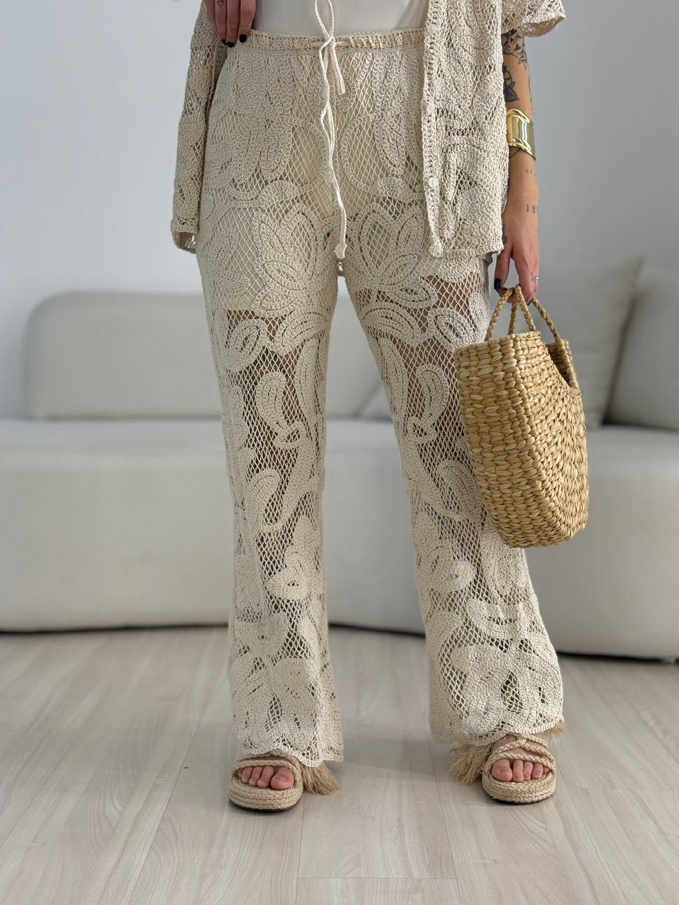 CALÇA LENI CROCHÊ CRU - 0069390132 - CAROLLA FERRARO