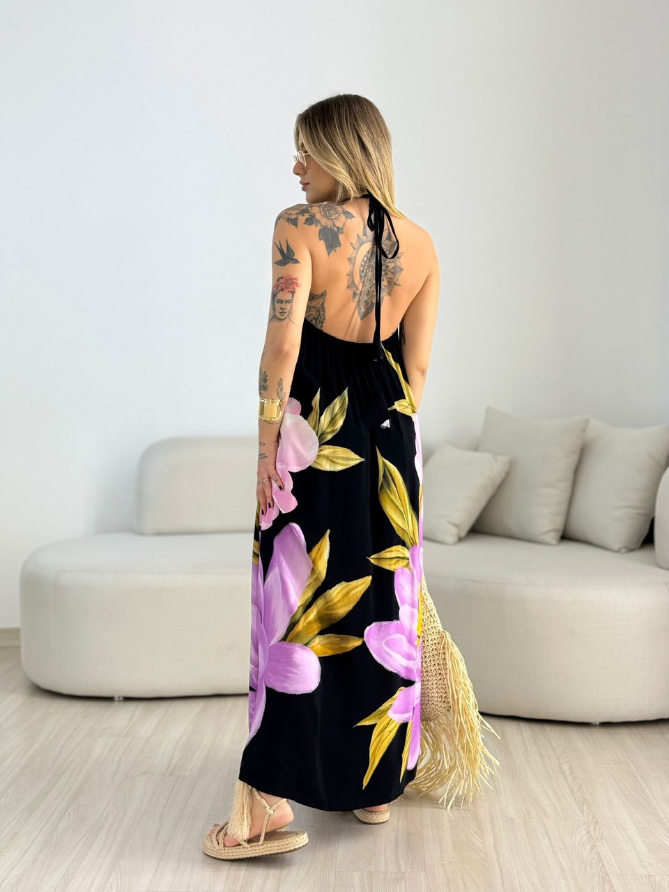 VESTIDO SUZANA FLORES PRETO