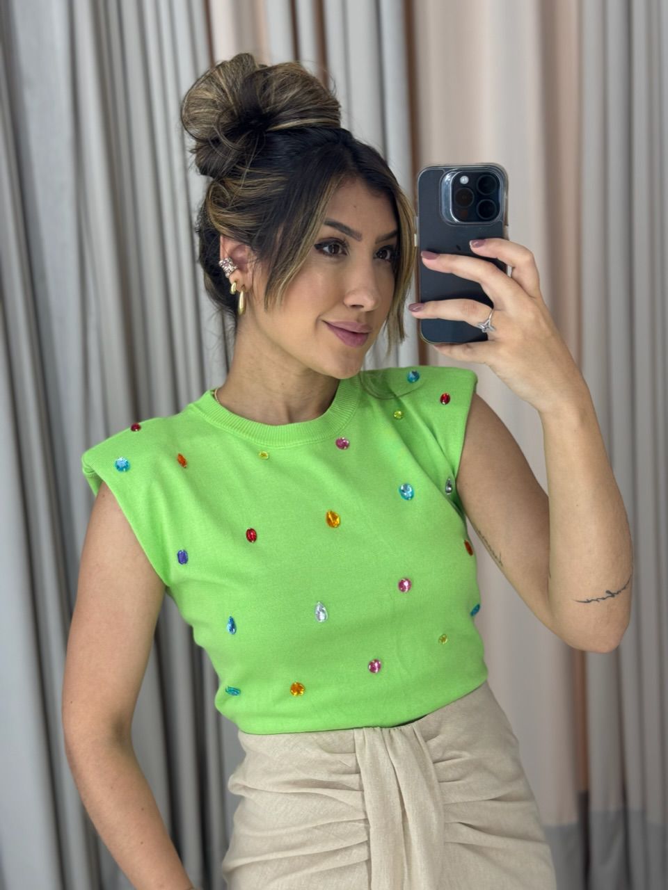 BLUSA LUIZA PEDRARIA COLORS VERDE