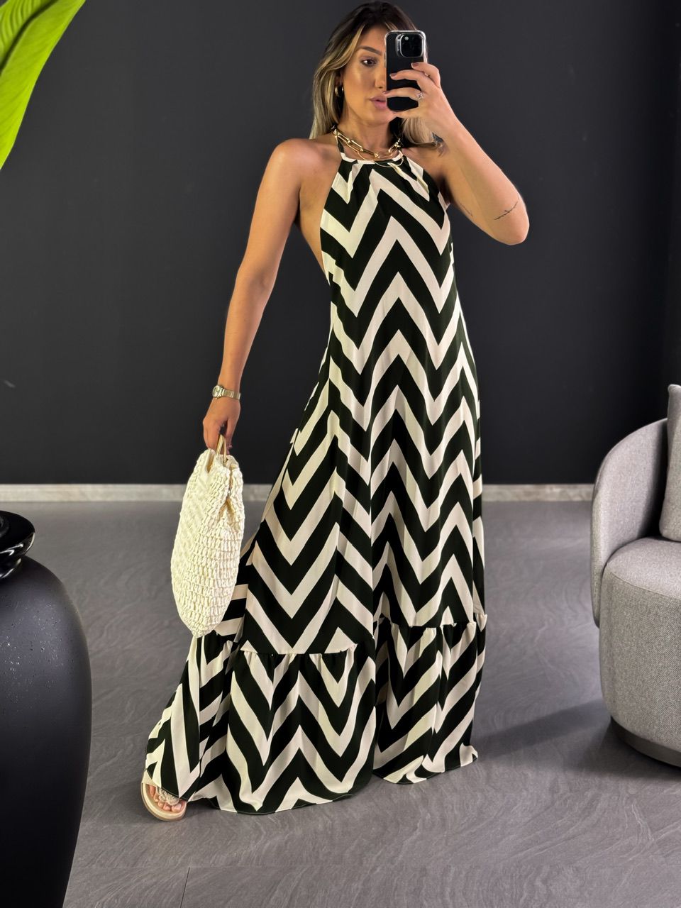 VESTIDO CHEVRON FRENTE ÚNICA VERDE OLIVA