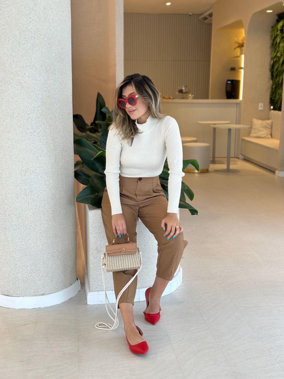 BLUSA COSTAS ABERTA TRICOT AREIA