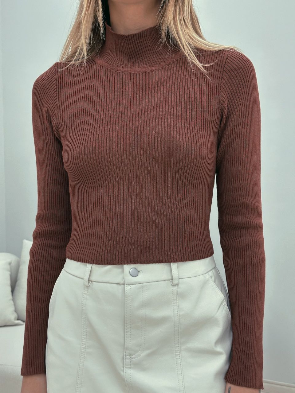 BLUSA COSTAS ABERTA TRICOT MARROM