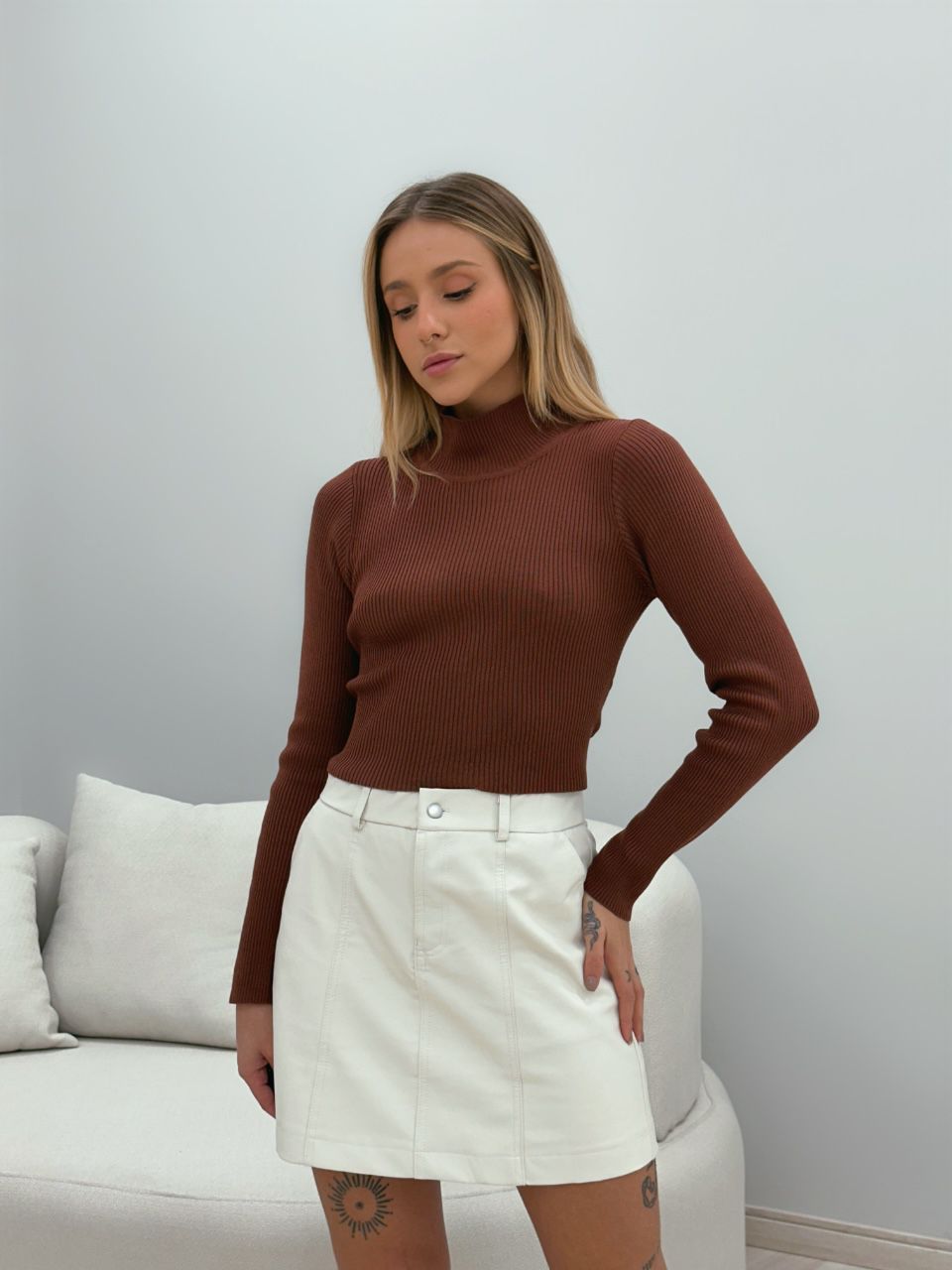 BLUSA COSTAS ABERTA TRICOT MARROM