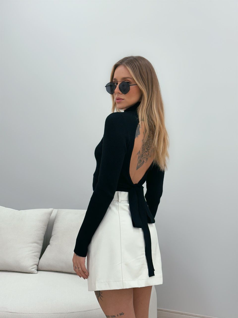 BLUSA COSTAS ABERTA TRICOT PRETA