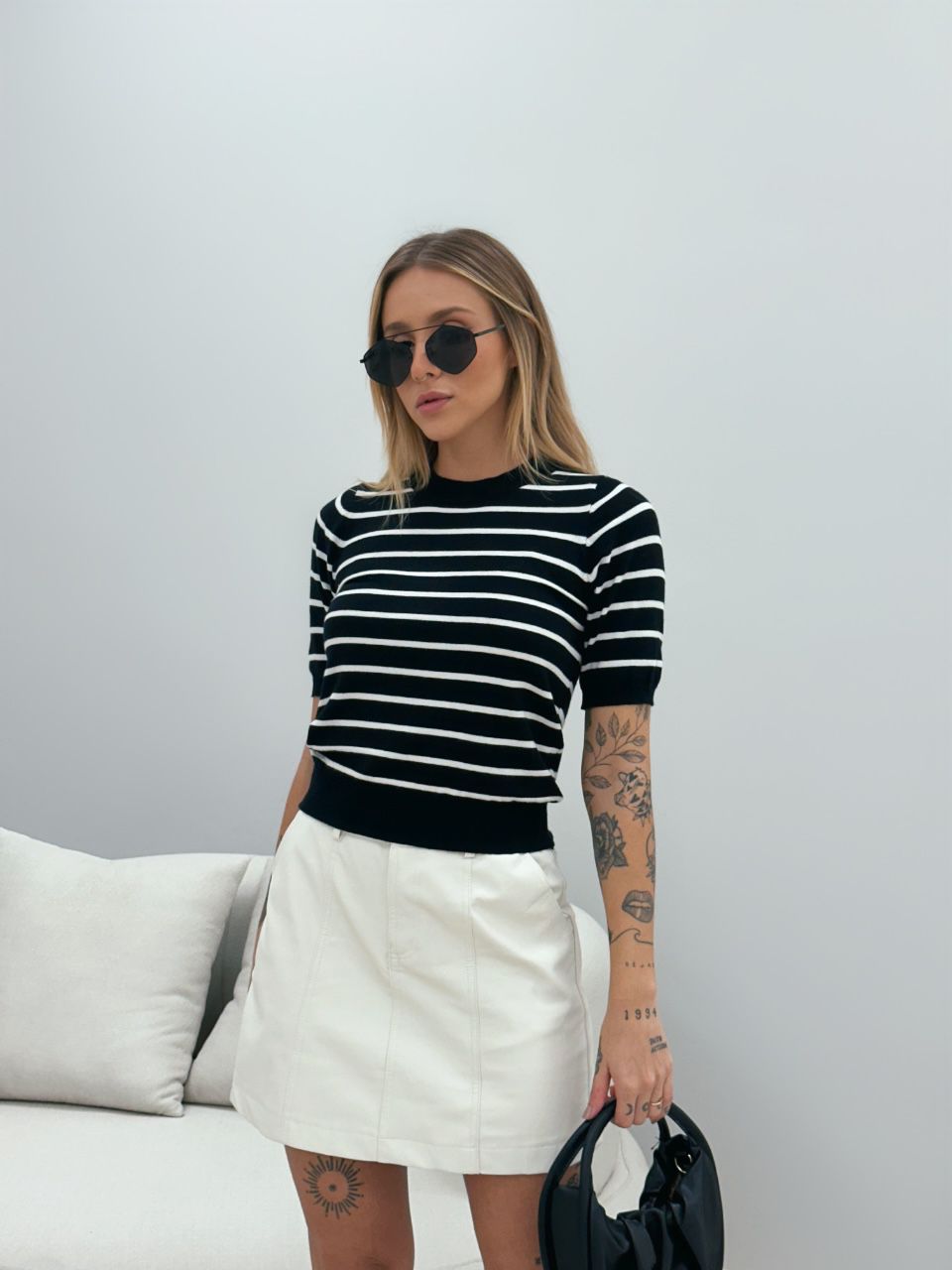 BLUSA TRICÔ MODAL LISTRADA PRETA/BRANCA - 00488203... - CAROLLA FERRARO