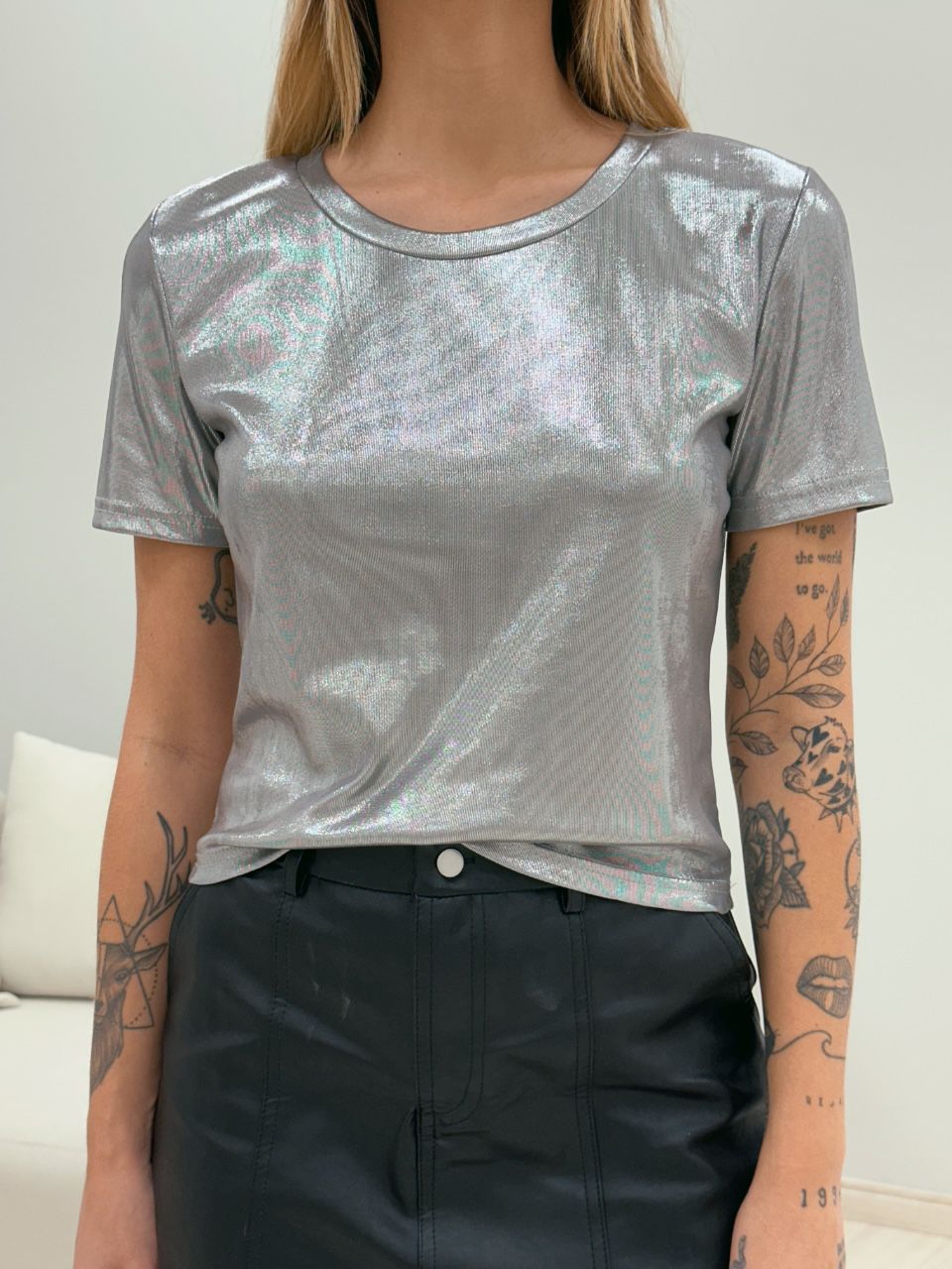 T-SHIRT METALIZADA PRATA