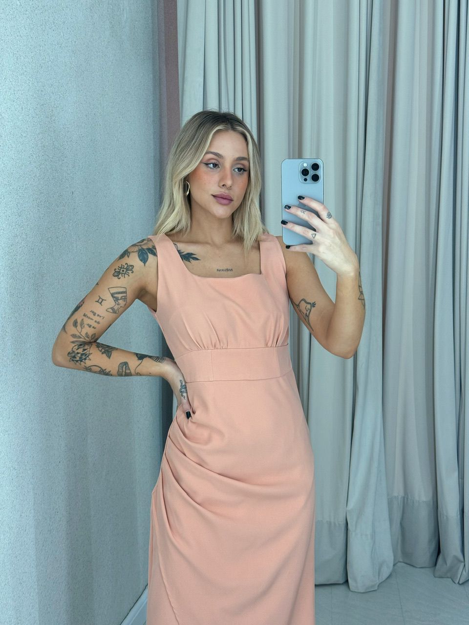 VESTIDO LIGIA DRAPEADO PÊSSEGO
