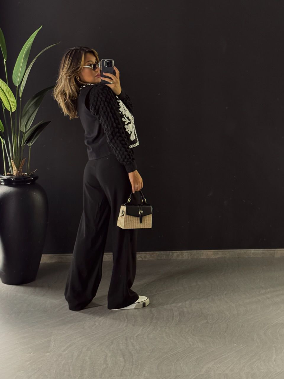 COLETE MARIA BORDADO PRETO