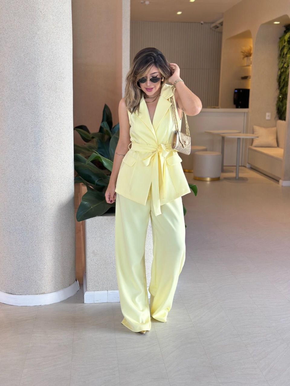 CONJUNTO CF COLETE CALÇA AMARELO