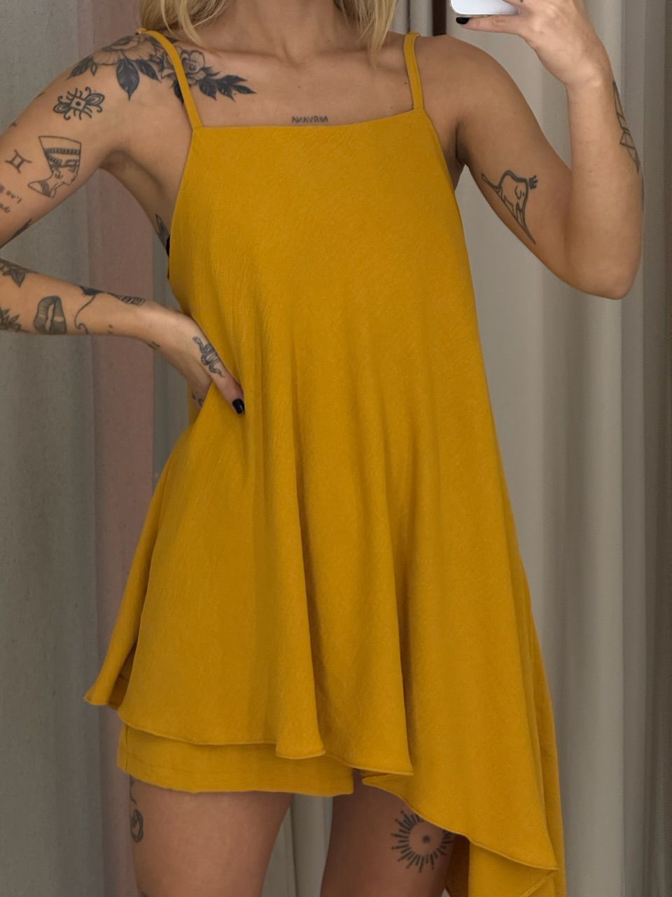 BLUSA ELOA CF ASSIMÉTRICA mostarda