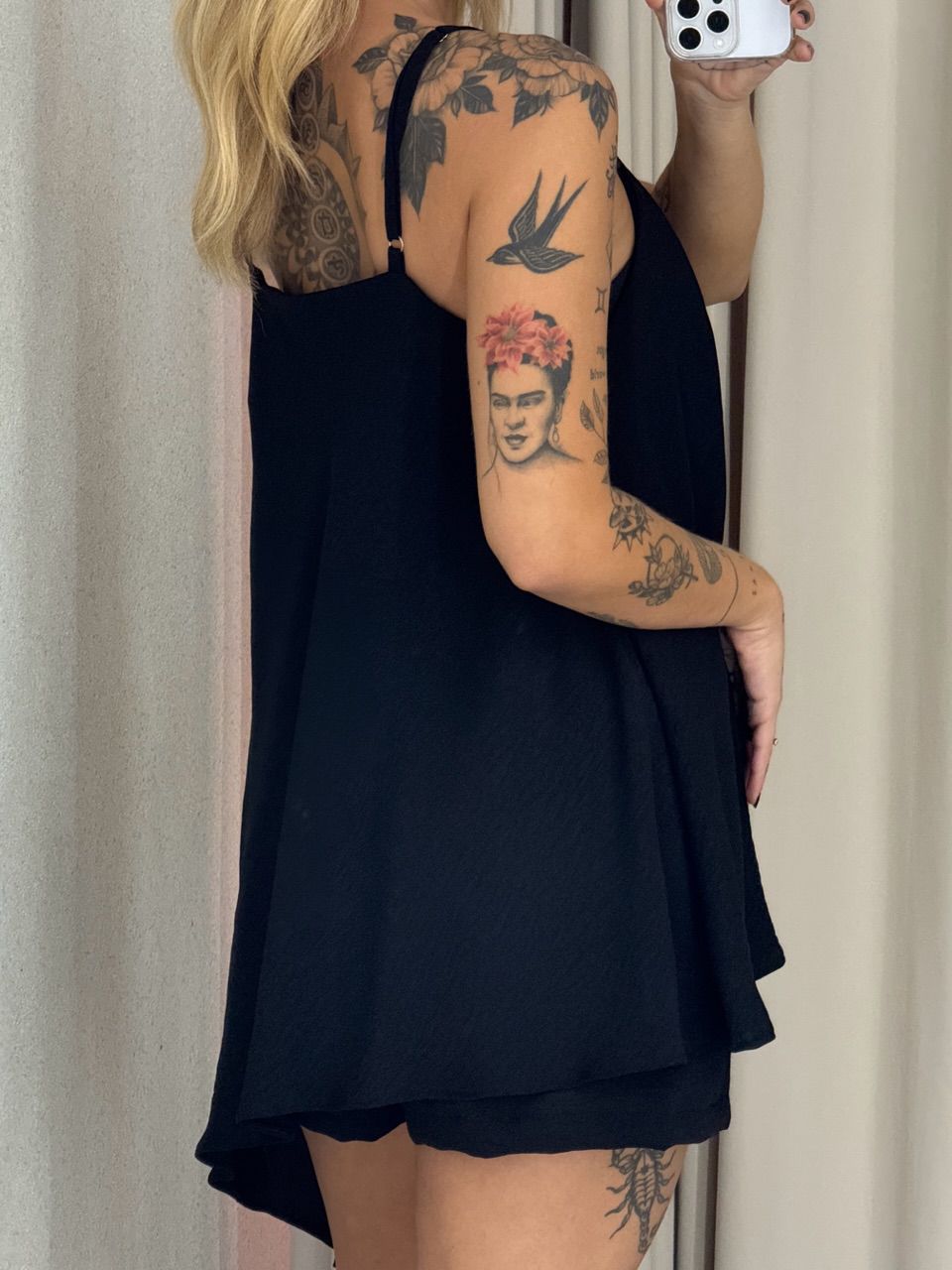 BLUSA ELOA CF ASSIMÉTRICA Preta