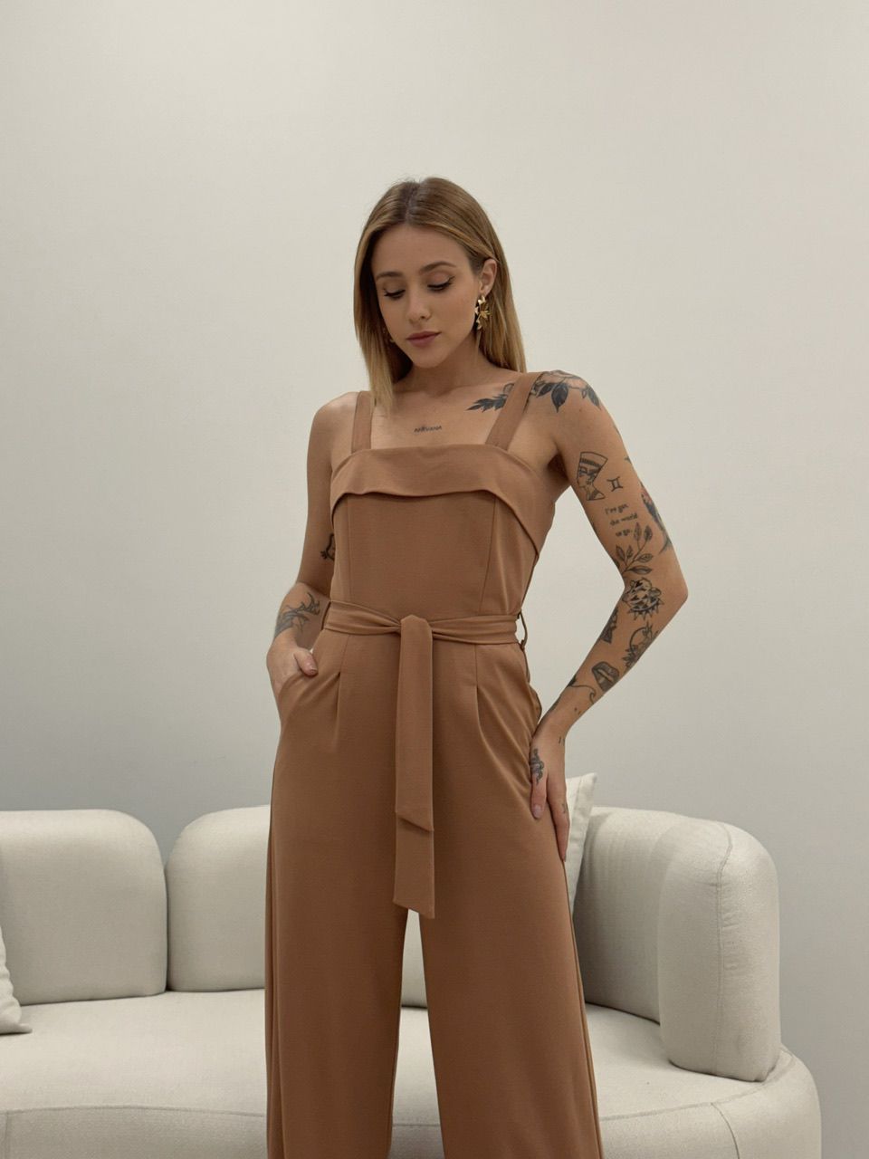 MACACÃO VIRGÍNIA ALÇA NUDE
