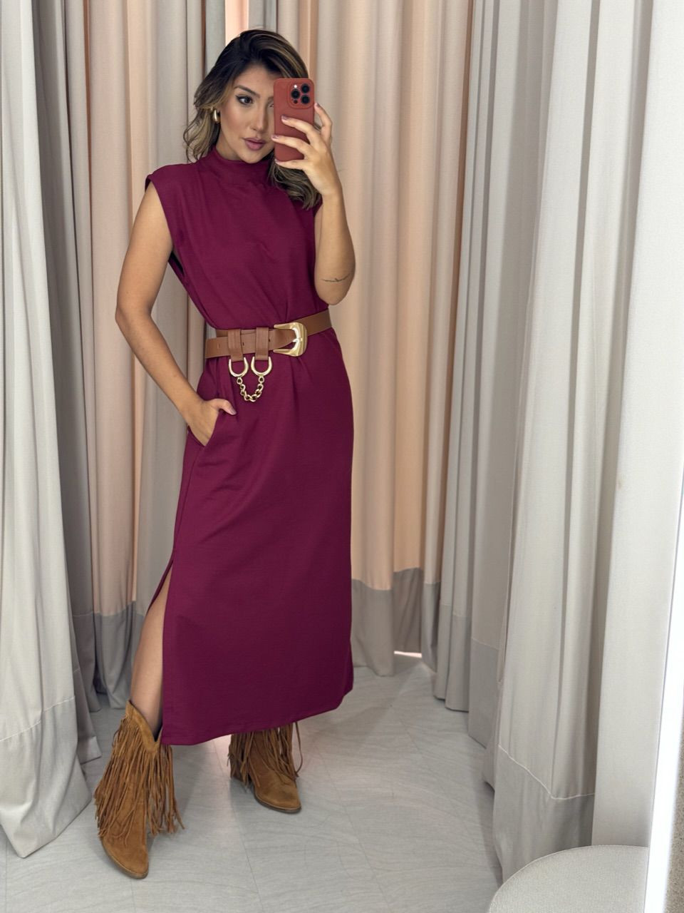 VESTIDO MOLETINHO CAVADO CHERRY RED