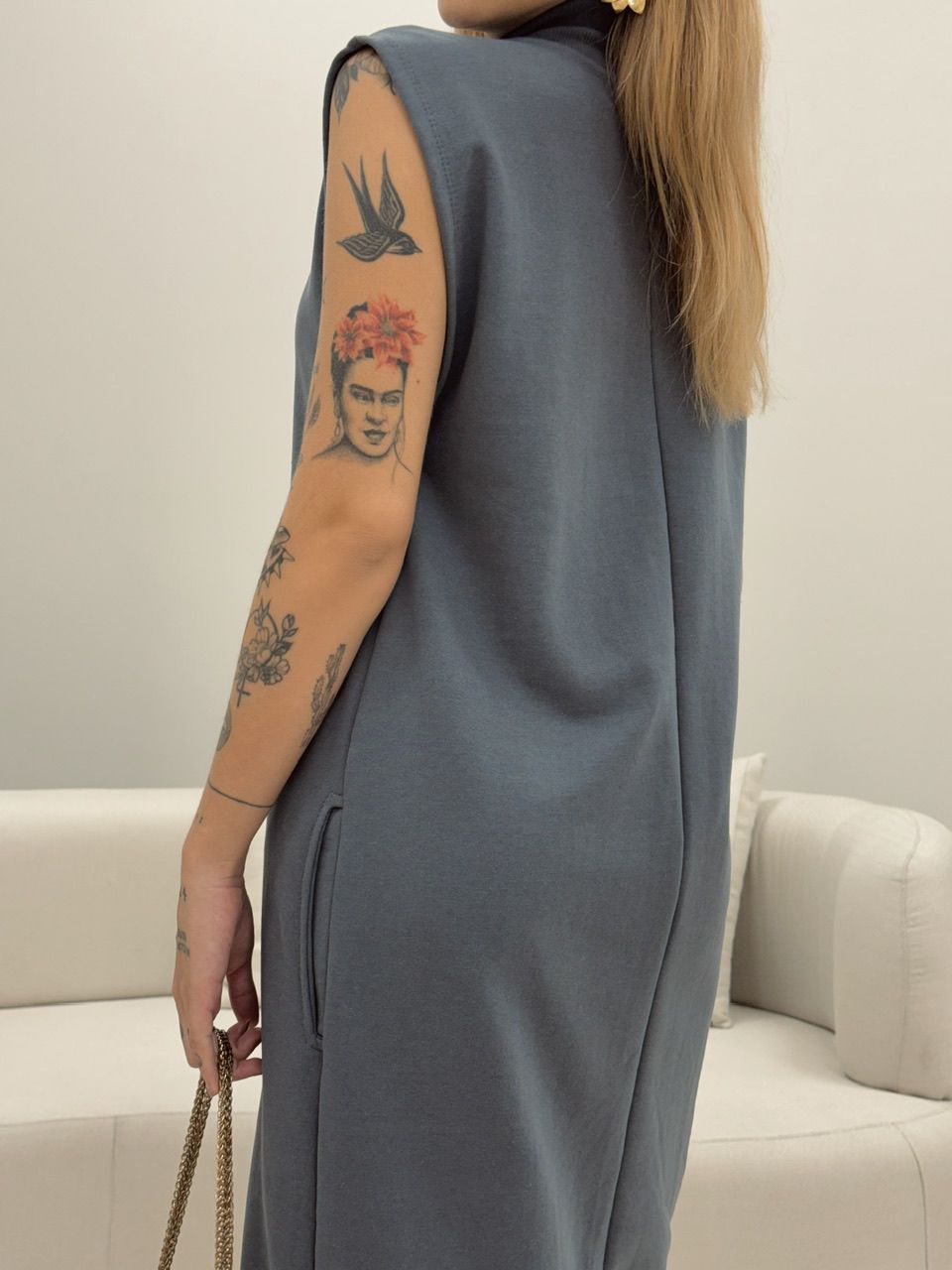 VESTIDO MOLETINHO CAVADO CINZA
