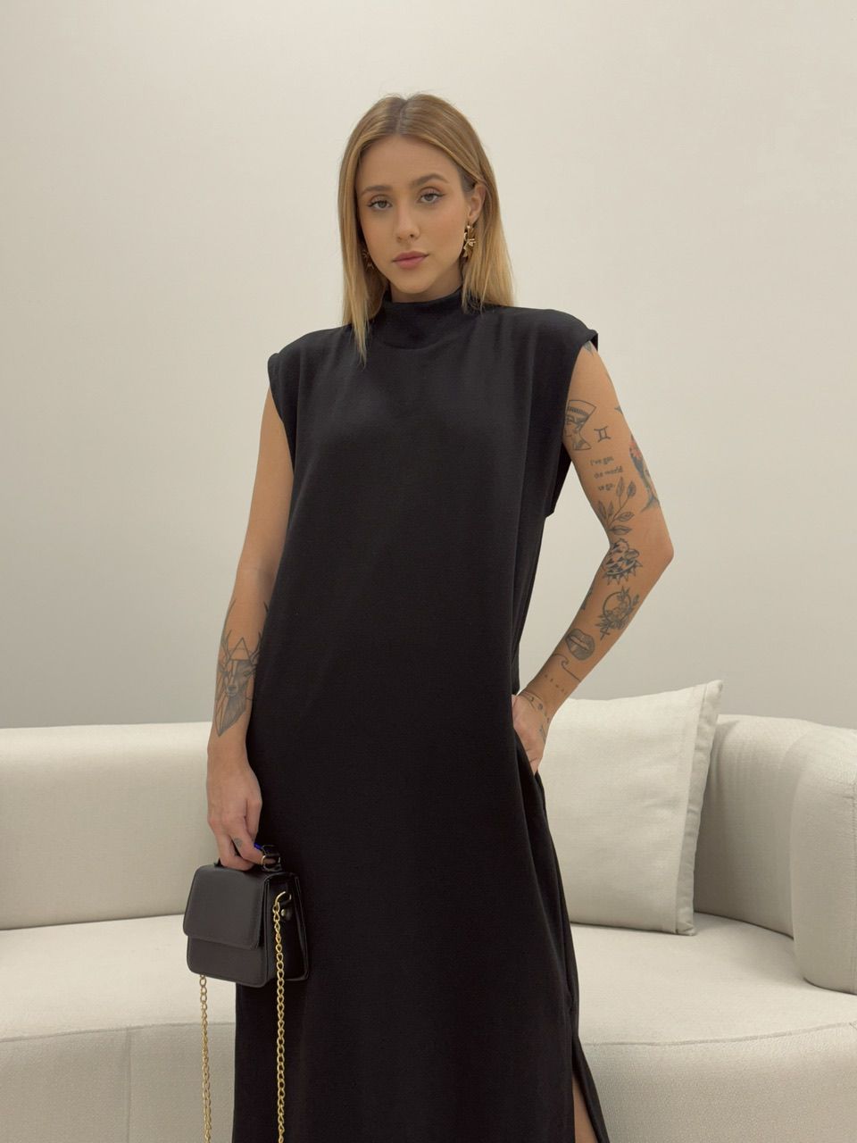 VESTIDO MOLETINHO CAVADO PRETO