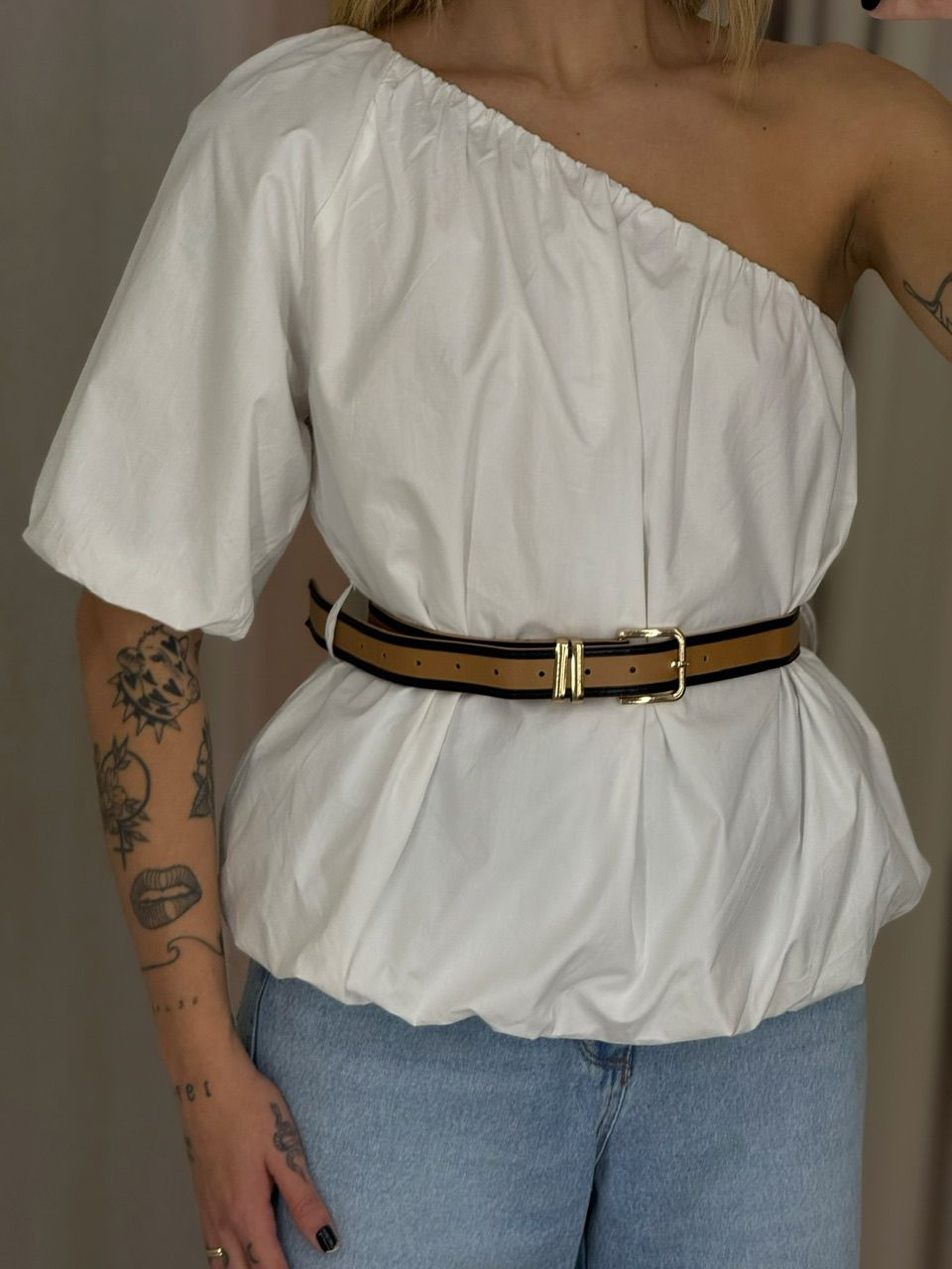 BLUSA VANESSA BALONÊ OFF