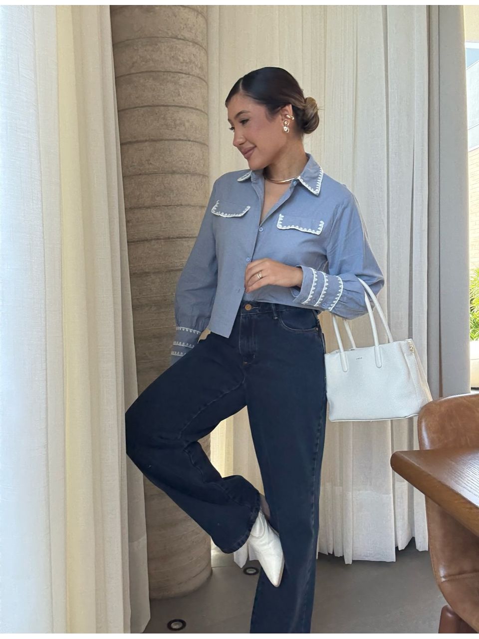 CAMISA ARIANE DETALHE AZUL