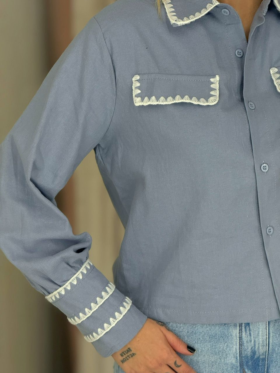 CAMISA ARIANE DETALHE AZUL