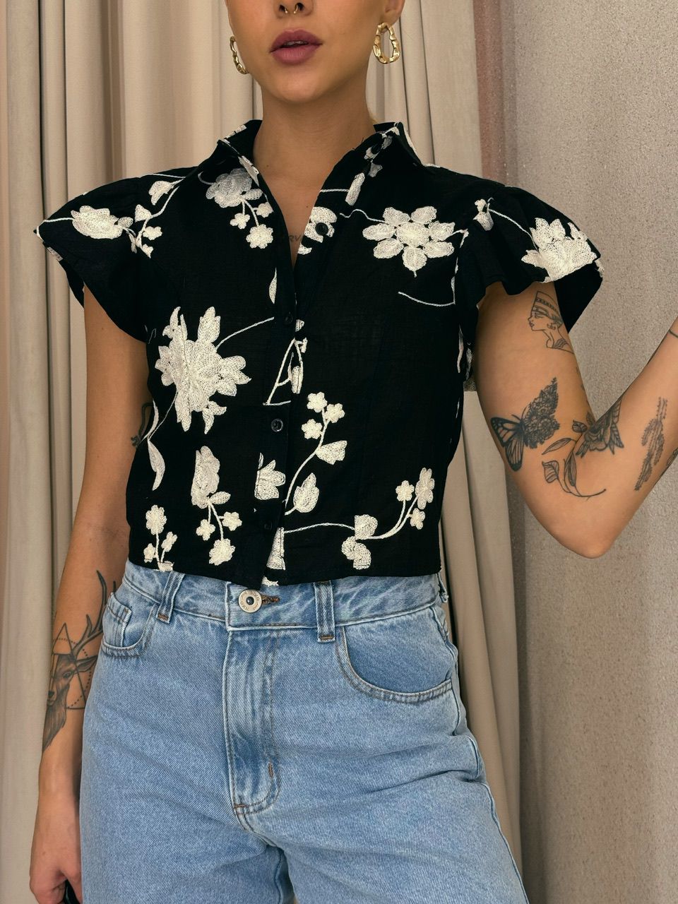 CAMISA CATARINA MANGA CURTA PRETA