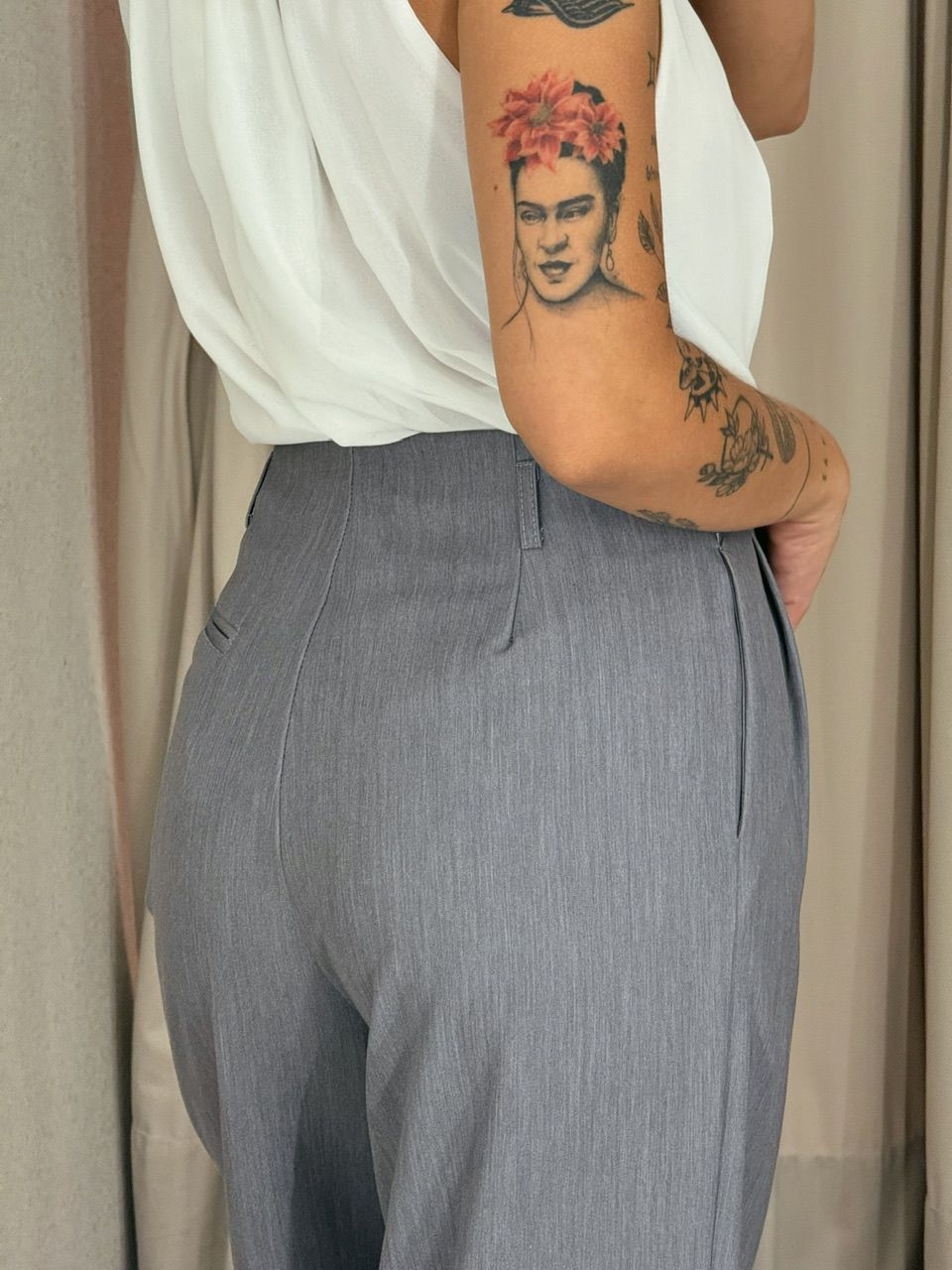 CALÇA FABIANA CINZA
