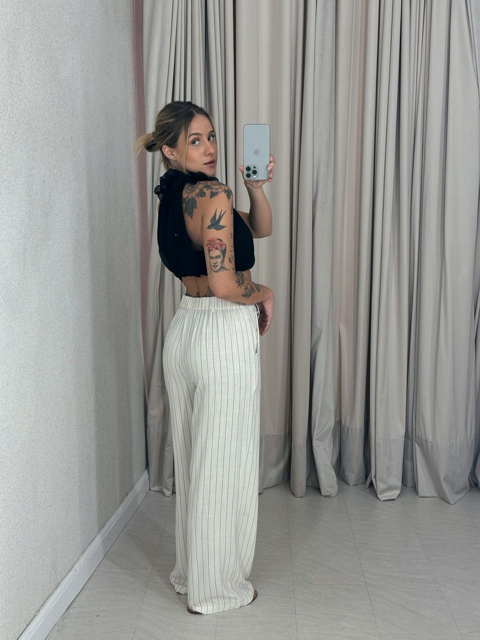 CALÇA NAYARA LINHO CRU/PRETA
