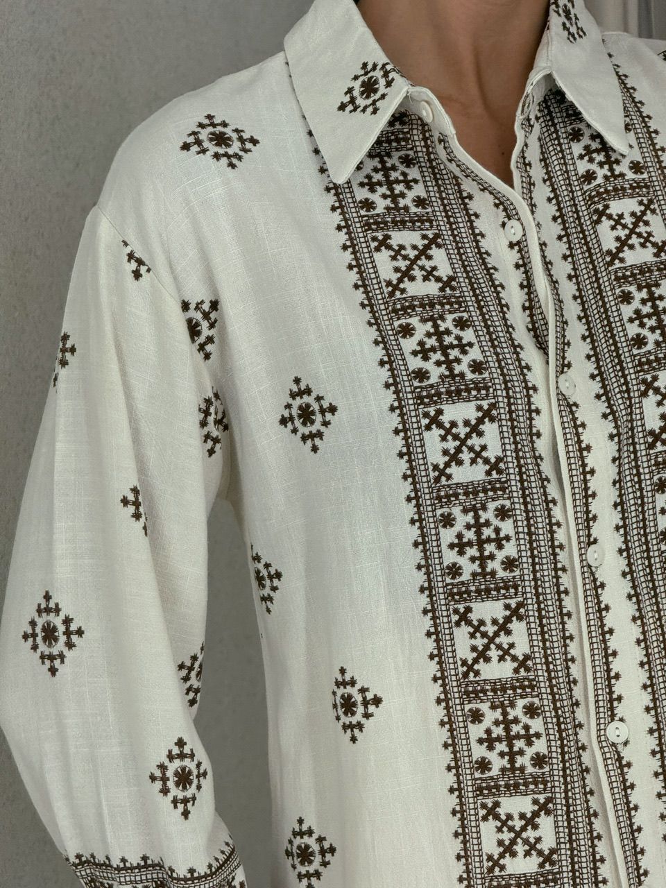 CAMISA ÉTNICA LINHO Marrom