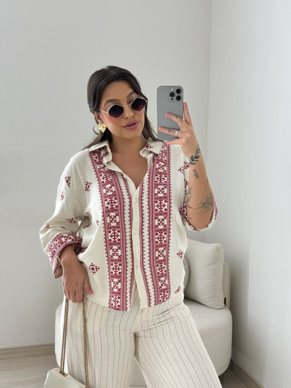 CAMISA ÉTNICA LINHO vermelha