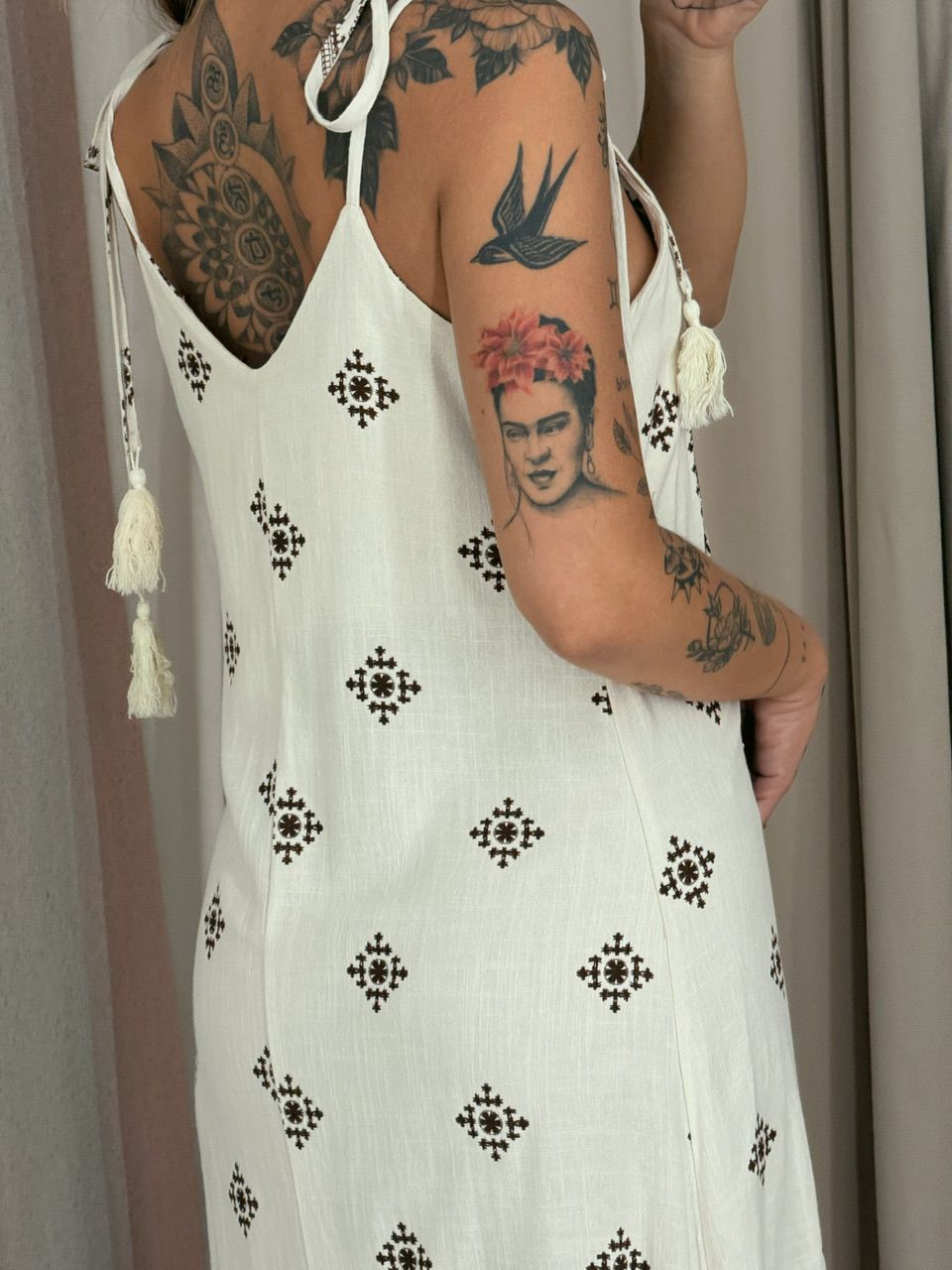 VESTIDO KARLA LINHO ÉTNICO MARROM
