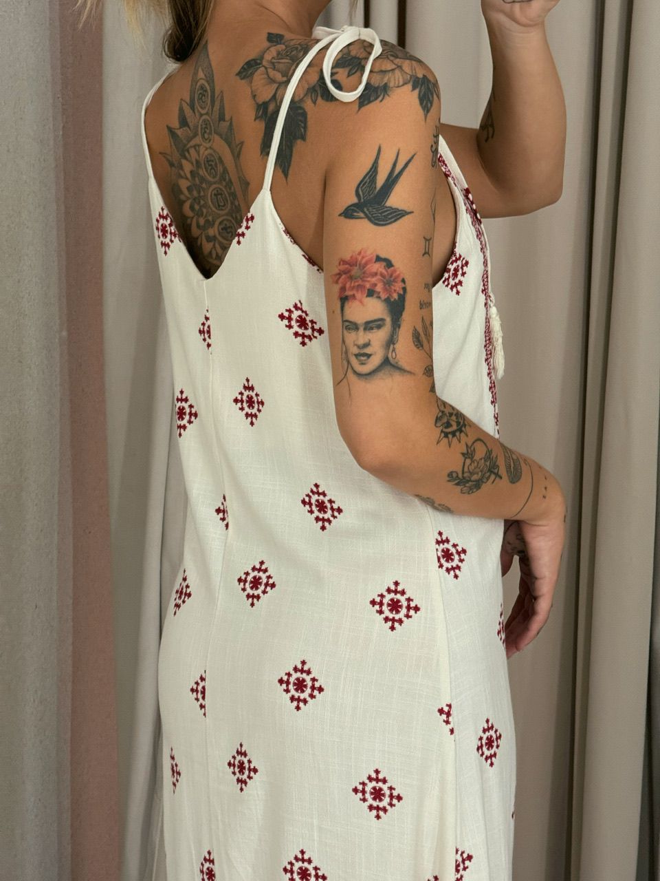 VESTIDO KARLA LINHO ÉTNICO VERMELHO