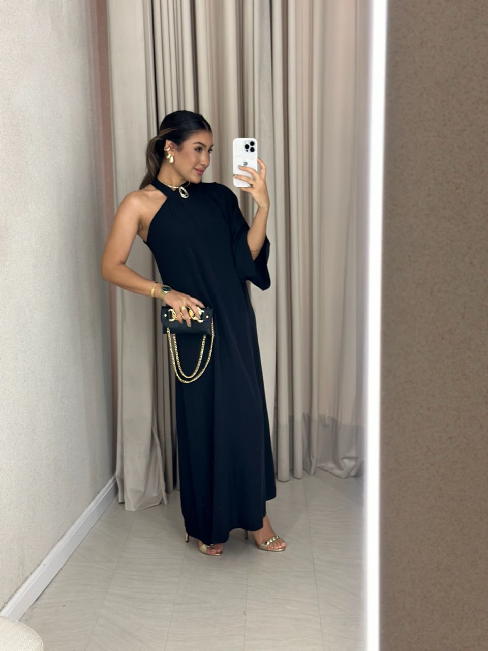 VESTIDO MONIQUE LONGO PRETO