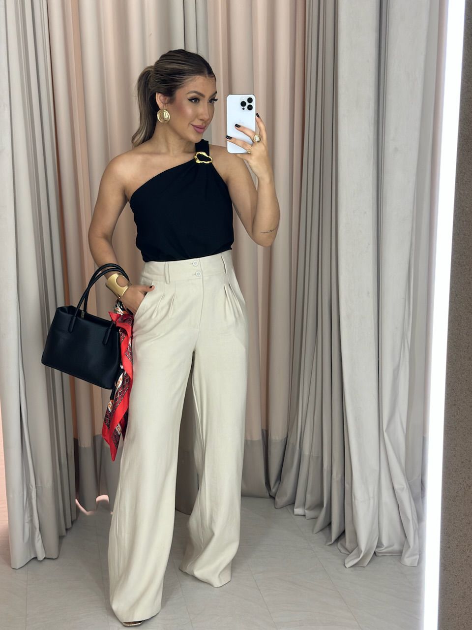 BLUSA NATALY NULA MANGA Preta - 0059570033 - CAROLLA FERRARO