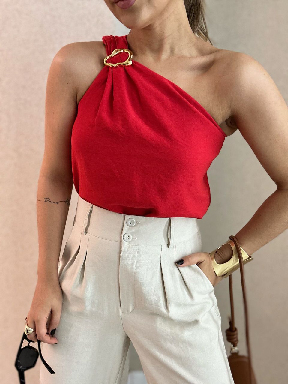 BLUSA NATALY NULA MANGA vermelha